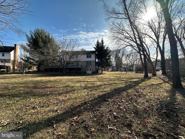 10510 HERSHEY DR, Williamsport, MD 21795