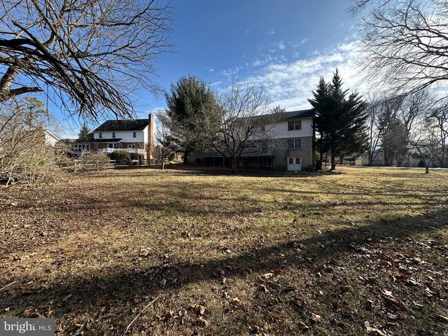 10510 HERSHEY DR, Williamsport, MD 21795