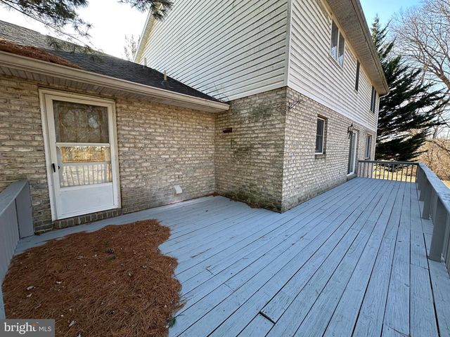 10510 HERSHEY DR, Williamsport, MD 21795