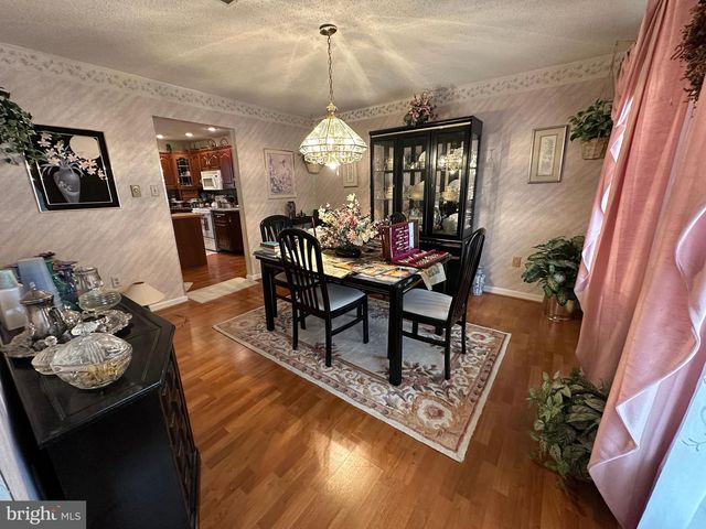 10510 HERSHEY DR, Williamsport, MD 21795