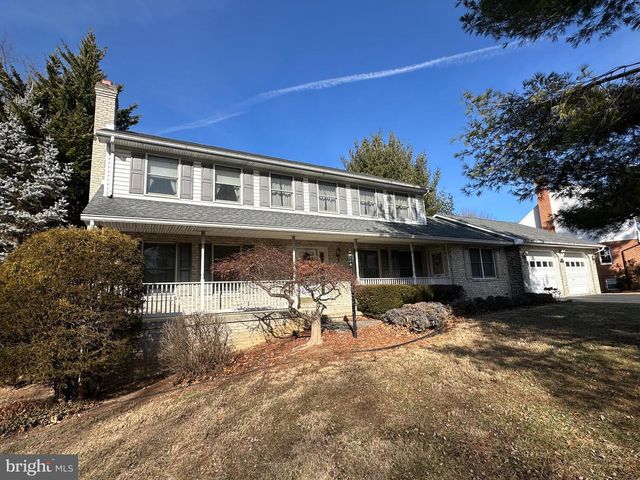 10510 HERSHEY DR, Williamsport, MD 21795