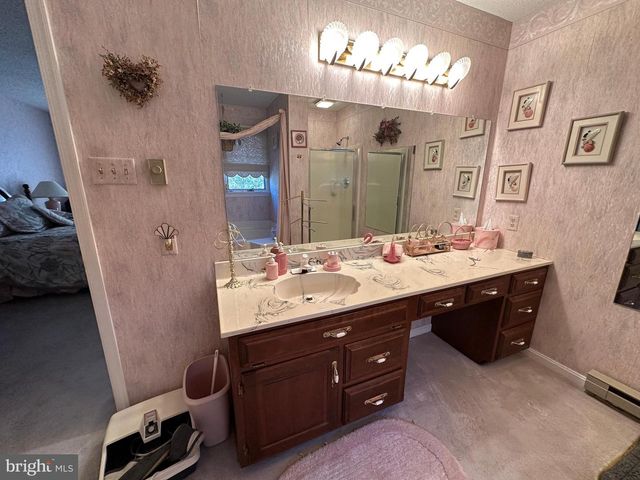 10510 HERSHEY DR, Williamsport, MD 21795