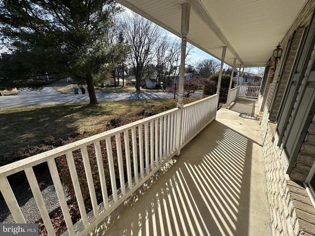 10510 HERSHEY DR, Williamsport, MD 21795