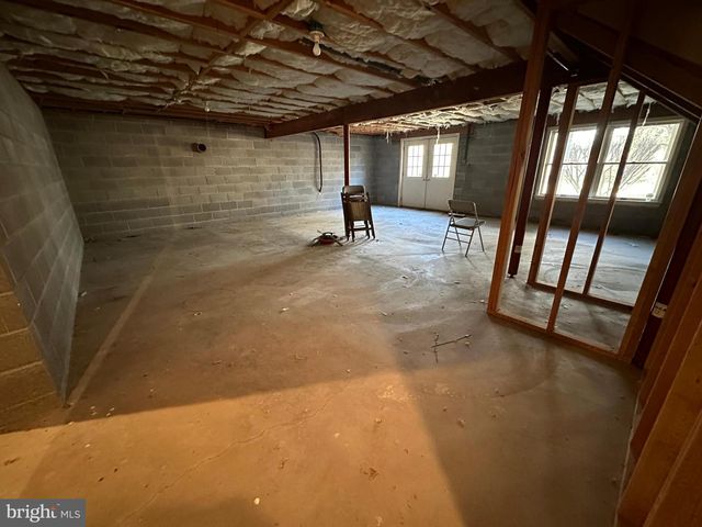 10510 HERSHEY DR, Williamsport, MD 21795