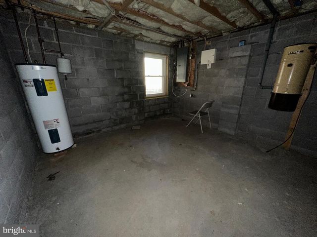 10510 HERSHEY DR, Williamsport, MD 21795