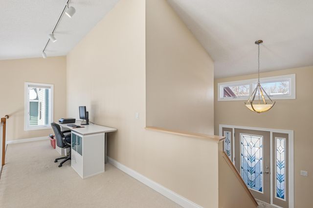 16229 Graben Court, Eden Prairie, MN 55346