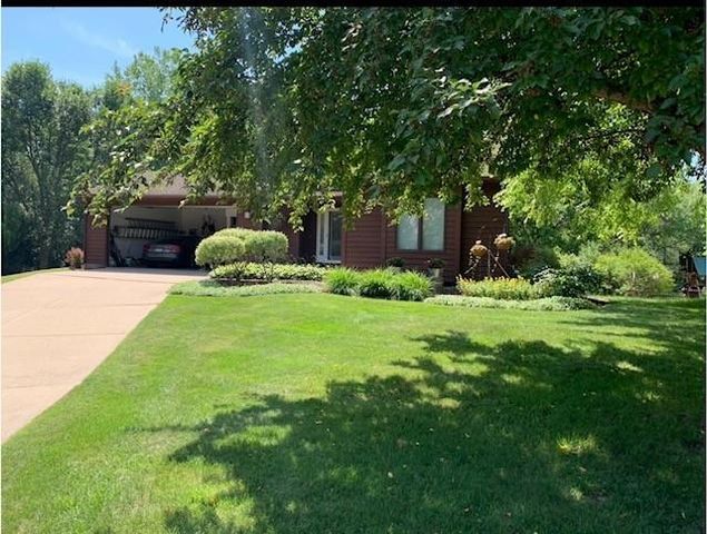 16229 Graben Court, Eden Prairie, MN 55346