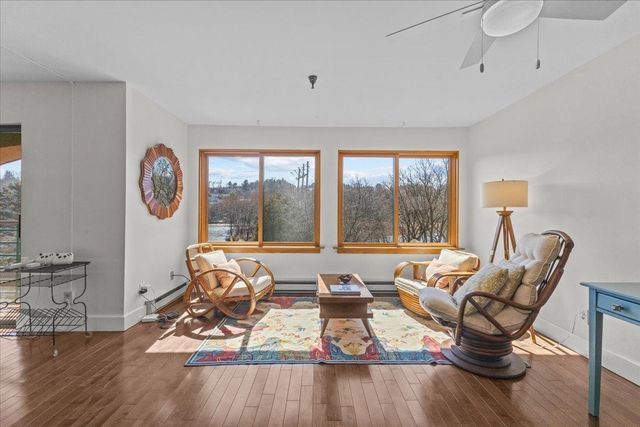 100 W Canal St Apt 4, Winooski, VT 05404