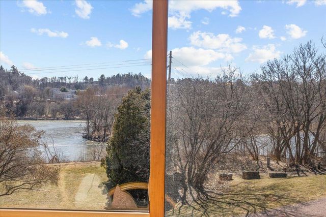 100 W Canal St Apt 4, Winooski, VT 05404