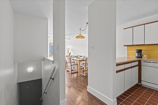 100 W Canal St Apt 4, Winooski, VT 05404