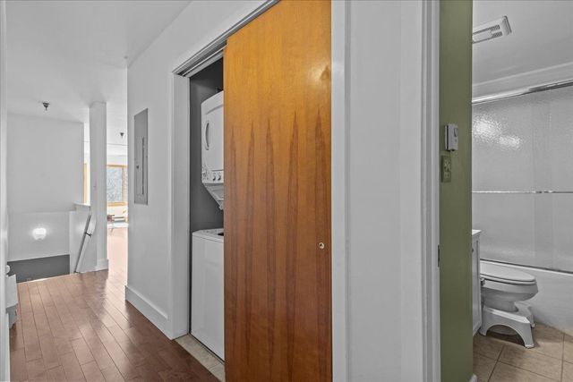 100 W Canal St Apt 4, Winooski, VT 05404