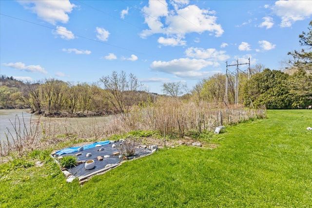 100 W Canal St Apt 4, Winooski, VT 05404