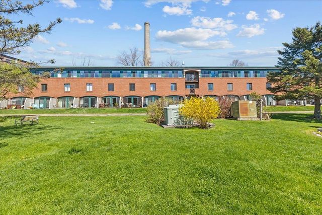 100 W Canal St Apt 4, Winooski, VT 05404