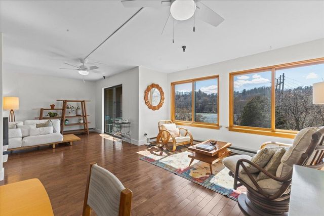 100 W Canal St Apt 4, Winooski, VT 05404
