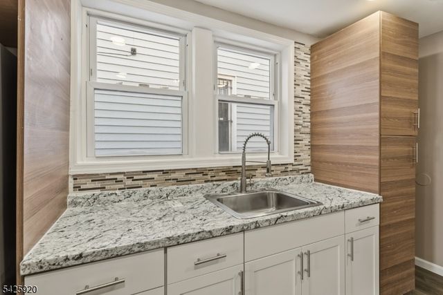 11 Tichenor Ter, Irvington Twp., NJ 07111