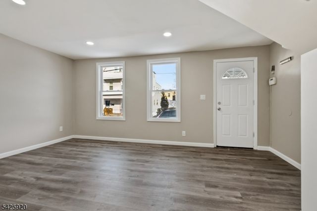 11 Tichenor Ter, Irvington Twp., NJ 07111