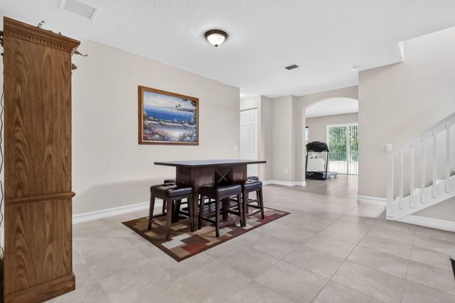 8135 Cantabria Falls Drive, Boynton Beach, FL 33473