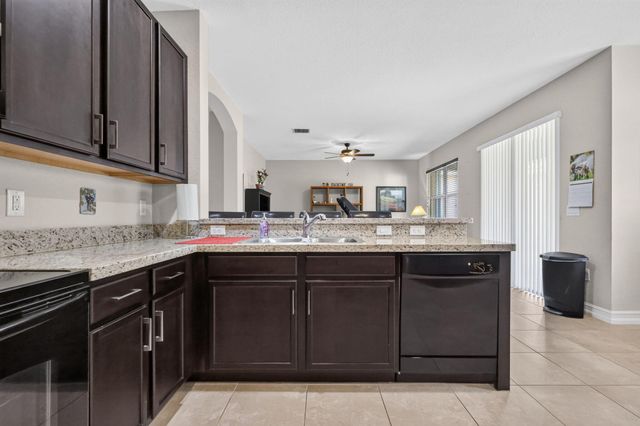 8135 Cantabria Falls Drive, Boynton Beach, FL 33473