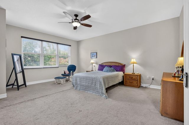 8135 Cantabria Falls Drive, Boynton Beach, FL 33473