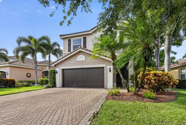 8135 Cantabria Falls Drive, Boynton Beach, FL 33473