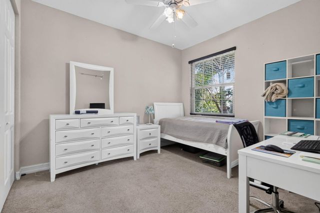 8135 Cantabria Falls Drive, Boynton Beach, FL 33473