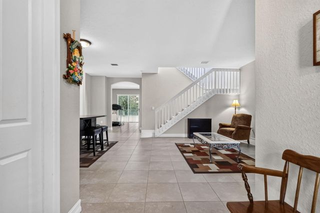8135 Cantabria Falls Drive, Boynton Beach, FL 33473