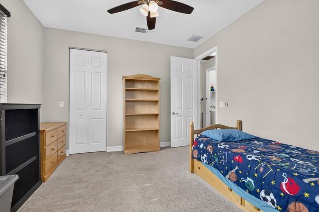 8135 Cantabria Falls Drive, Boynton Beach, FL 33473