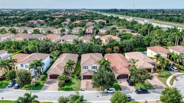 8135 Cantabria Falls Drive, Boynton Beach, FL 33473