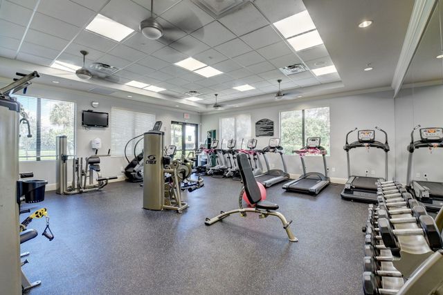 8135 Cantabria Falls Drive, Boynton Beach, FL 33473