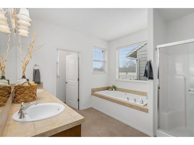 18646 Sw HIDEO Ct, Beaverton, OR 97003