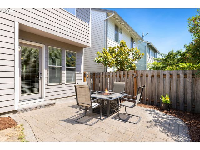 18646 Sw HIDEO Ct, Beaverton, OR 97003