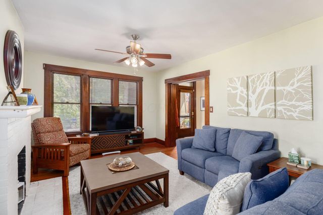 23 W Orchard Lane, Columbus, OH 43214