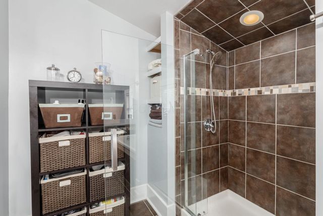 23 W Orchard Lane, Columbus, OH 43214