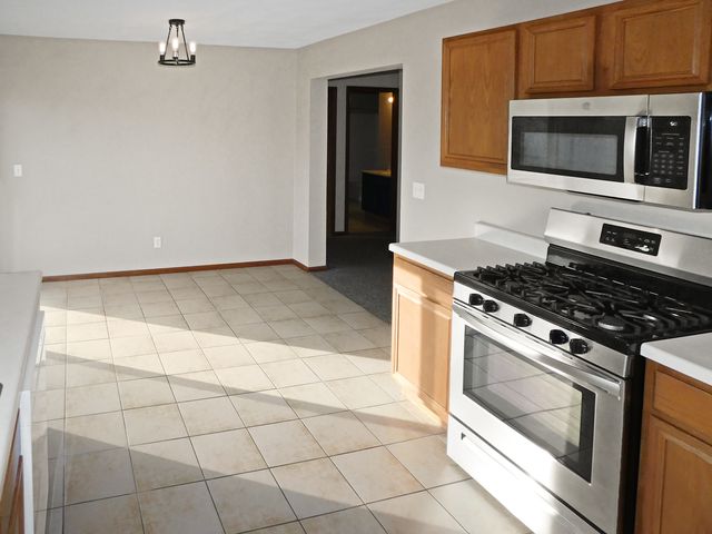 11364 Valerian Way, Roscoe, IL 61073