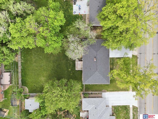 6701 Adams Street, Lincoln, NE 68507