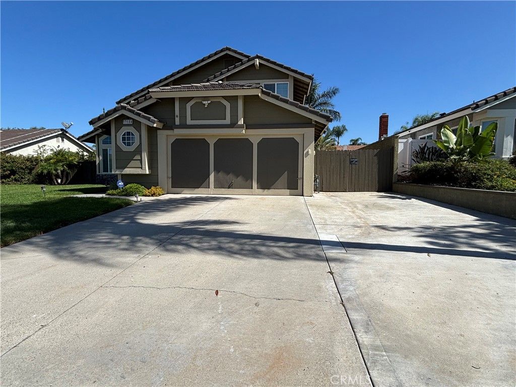 13184 March, Corona, CA 92879 — photo 2