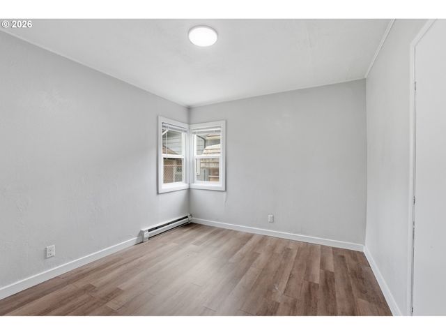 416 Nw 5TH Ave, Kelso, WA 98626
