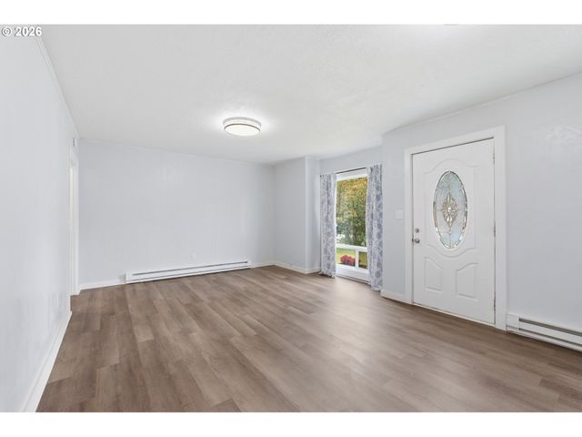 416 Nw 5TH Ave, Kelso, WA 98626