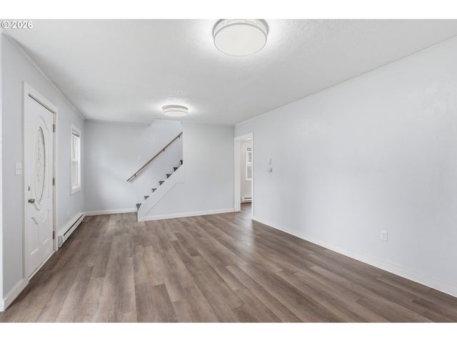 416 Nw 5TH Ave, Kelso, WA 98626