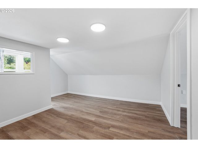 416 Nw 5TH Ave, Kelso, WA 98626