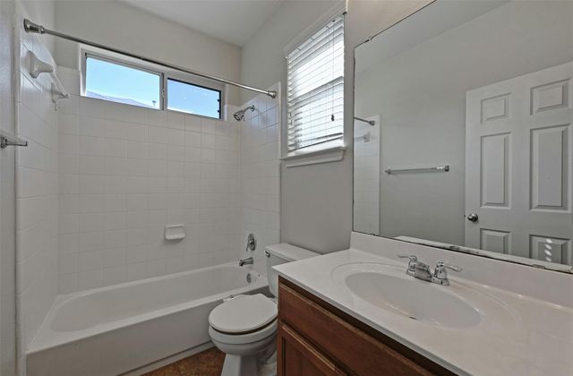 2412 Allred DR A, Austin, TX 78748