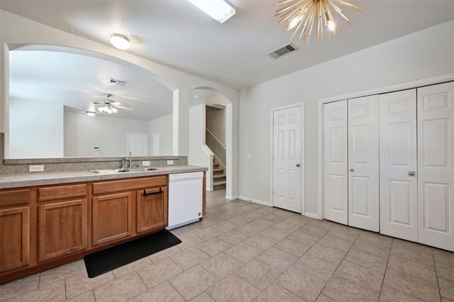 2412 Allred DR A, Austin, TX 78748
