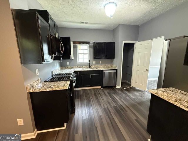 6463 Pine Bark Court, Morrow, GA 30260