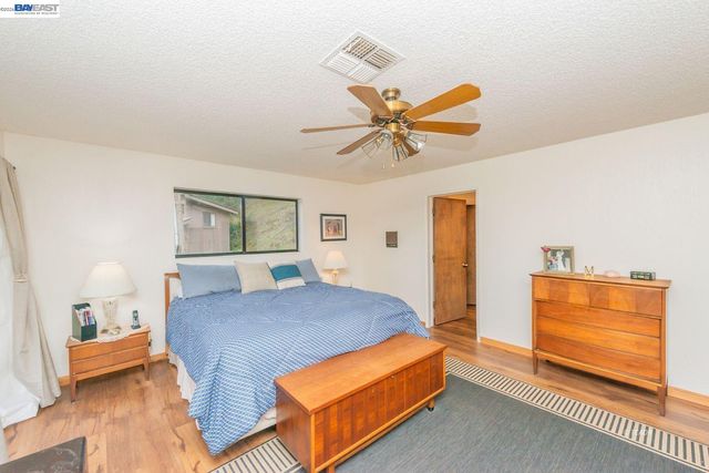 2393 Poker Bar Rd, Douglas City, CA 96024