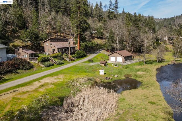 2393 Poker Bar Rd, Douglas City, CA 96024