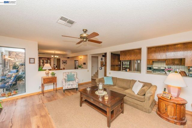 2393 Poker Bar Rd, Douglas City, CA 96024