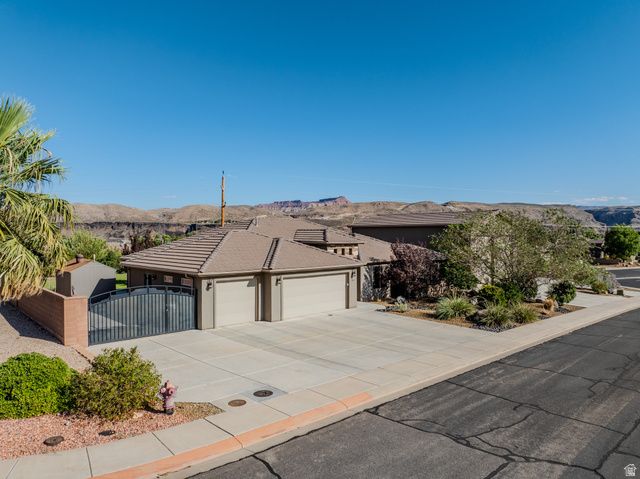 968 N 300 W CIR, Hurricane, UT 84737