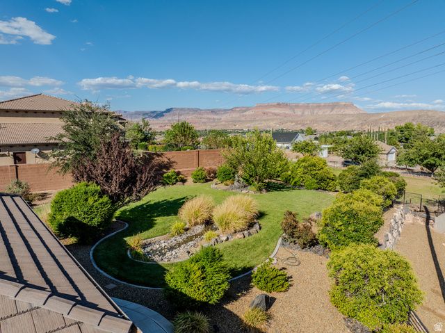 968 N 300 W CIR, Hurricane, UT 84737