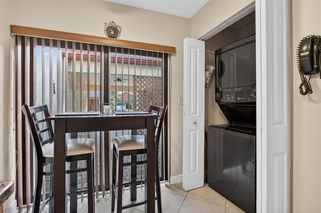 1804 Tamarind Ln, Coconut Creek, FL 33063