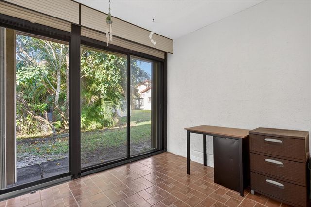 1804 Tamarind Ln, Coconut Creek, FL 33063